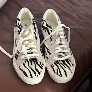*BRAND NEW**Madewell real calf hair, leather sneakers size 10